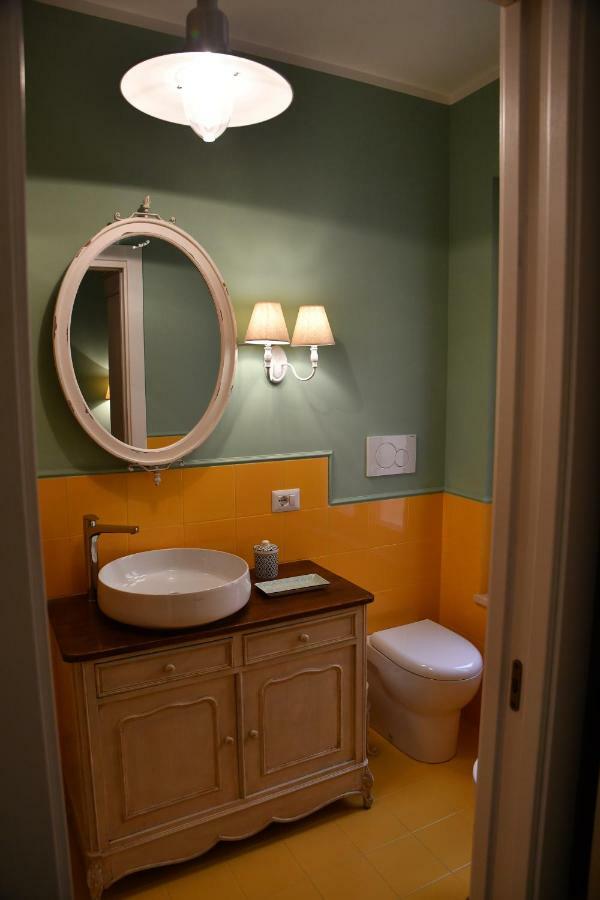 Le Stanze Del Borgo Hotel Nettuno Buitenkant foto
