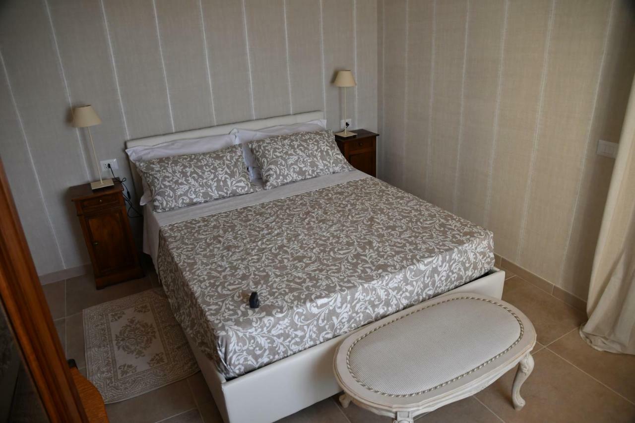 Le Stanze Del Borgo Hotel Nettuno Buitenkant foto