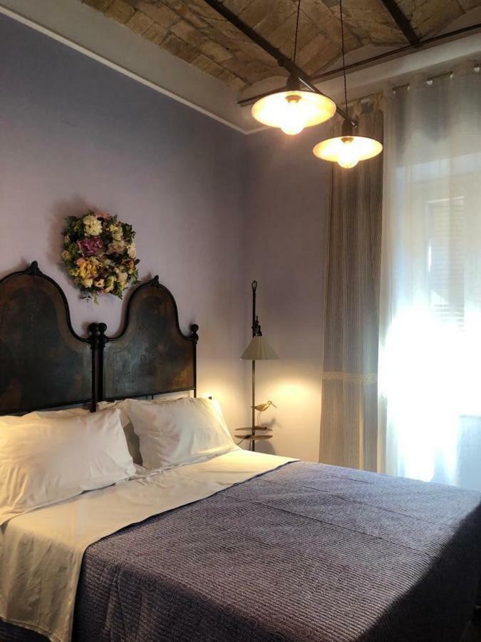 Le Stanze Del Borgo Hotel Nettuno Buitenkant foto