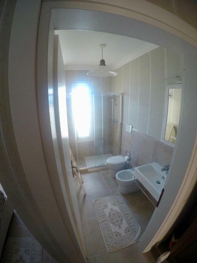 Le Stanze Del Borgo Hotel Nettuno Buitenkant foto