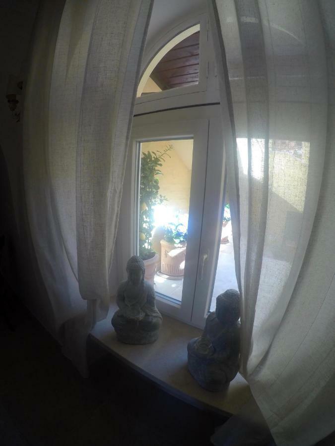 Le Stanze Del Borgo Hotel Nettuno Buitenkant foto