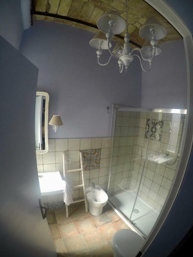 Le Stanze Del Borgo Hotel Nettuno Buitenkant foto